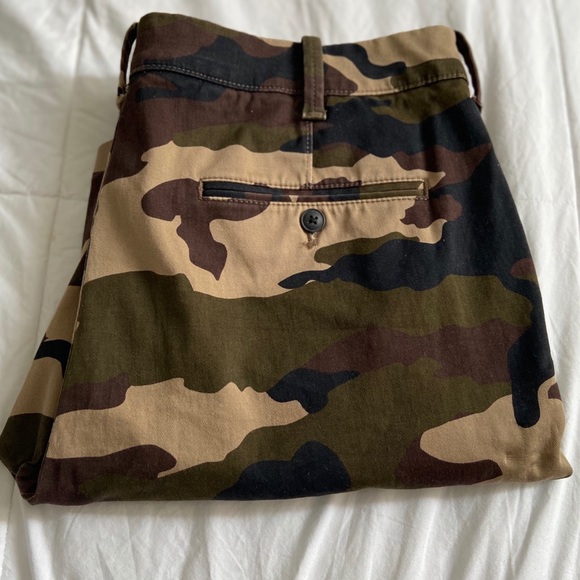 Express Bundle of Men’s Shorts: Size 34 & 38 - Picture 2 of 9